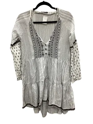 Black & White Dress Casual Short Zara, Size S