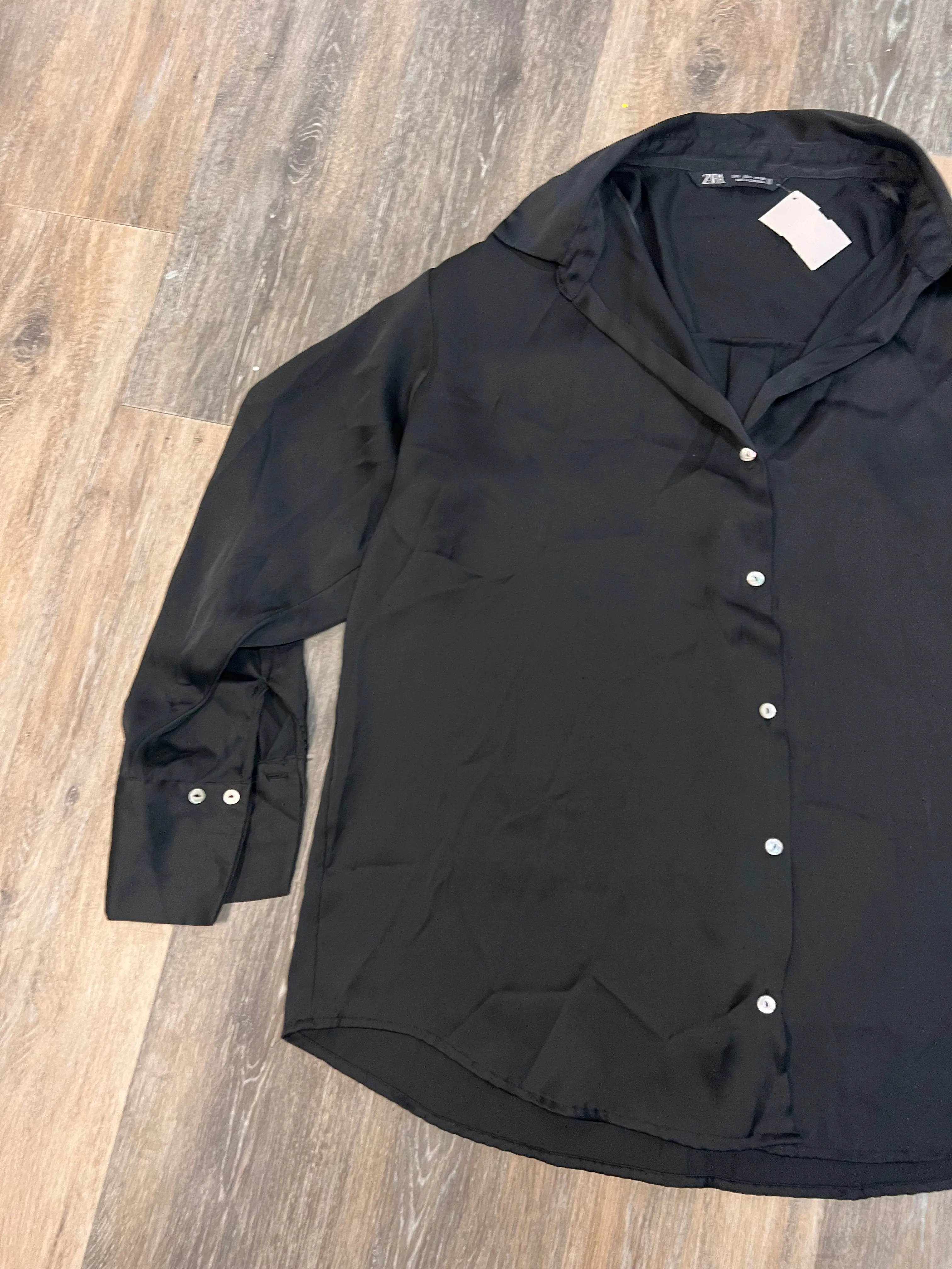 Blouse Long Sleeve By Zara In Black, Size: L